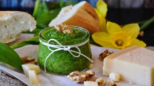 pesto-2152234_1920