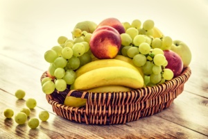 fruit-basket-1841317_1920